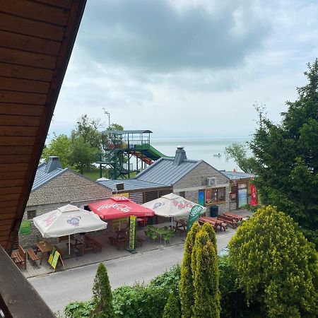 Sunset Beach Apartman Balatonfůzfő Eksteriør bilde